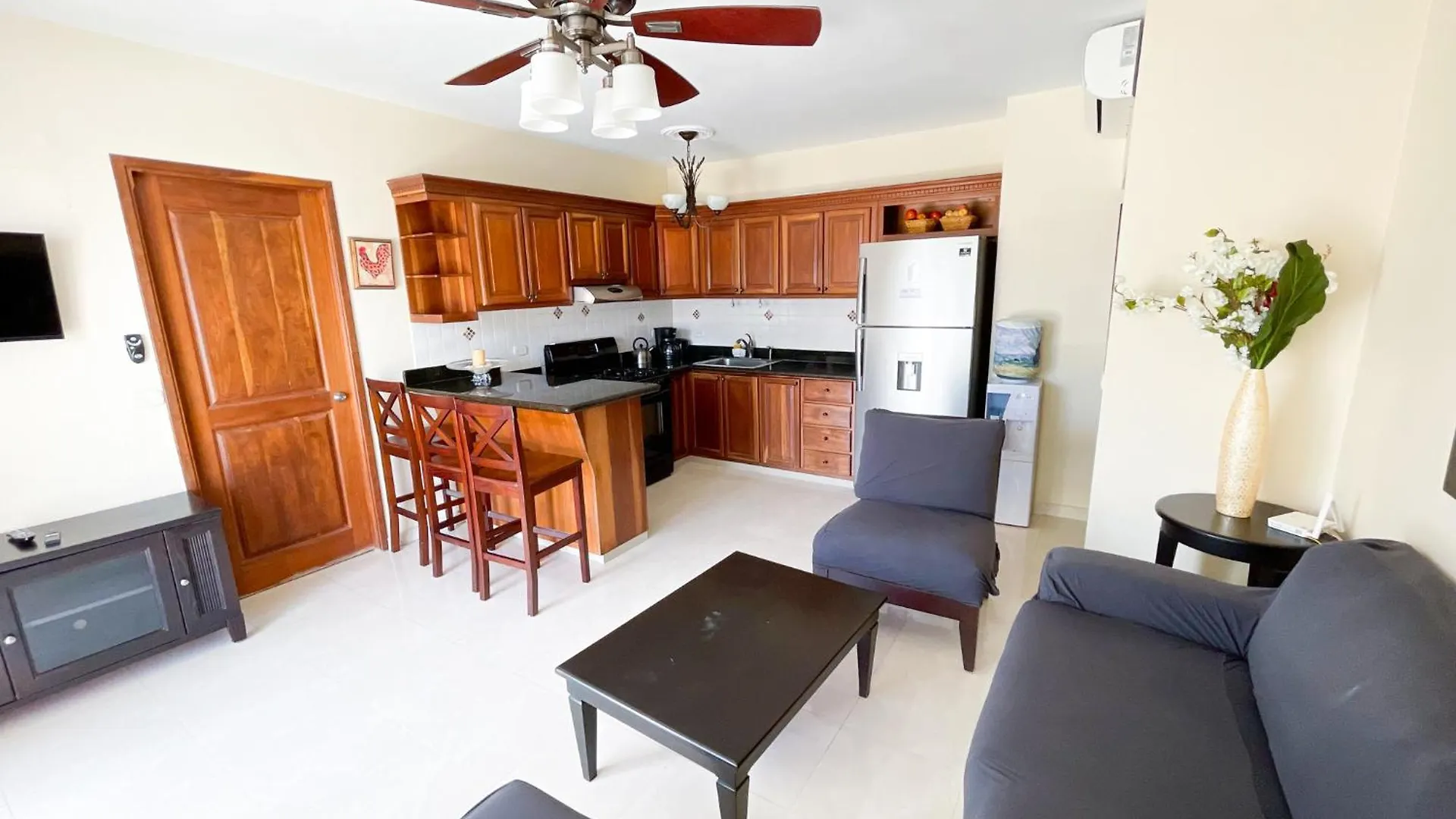 Suites Villas Vacation Hotel - Bavaro Beach Club - Wifi - Parking Punta Cana