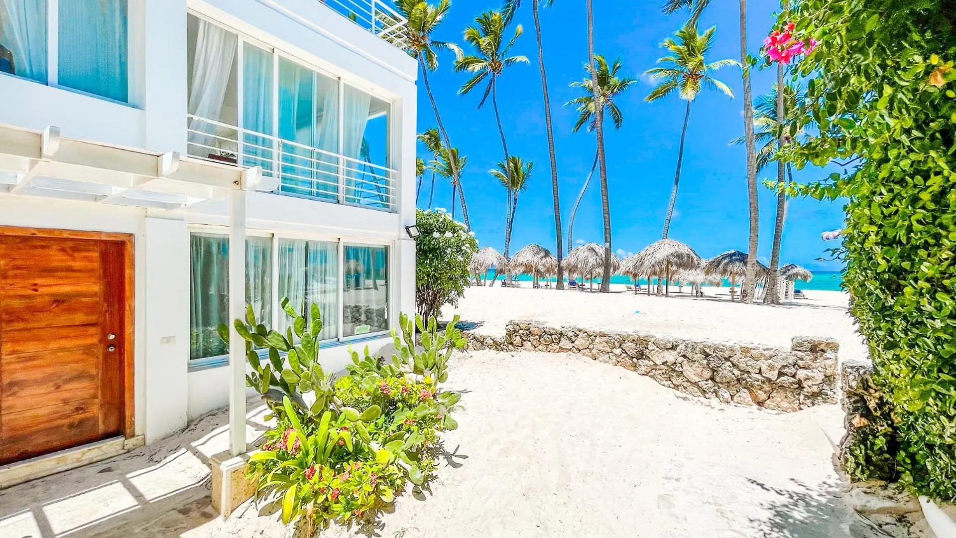 Suites Villas Vacation Hotel - Bavaro Beach Club - Wifi - Parking Punta Cana 5*,