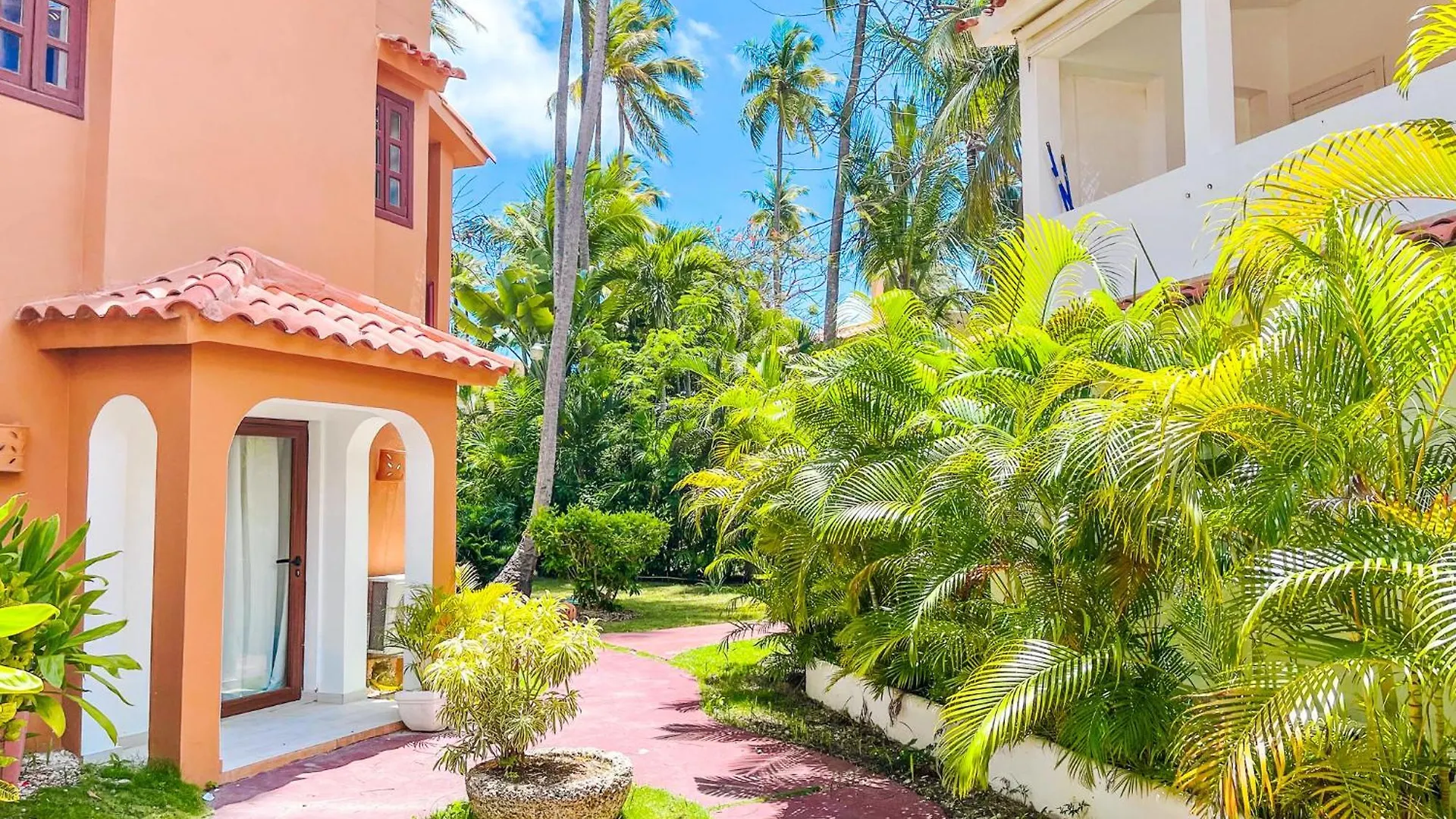 Suites Villas Vacation Hotel - Bavaro Beach Club - Wifi - Parking Punta Cana Dominikana